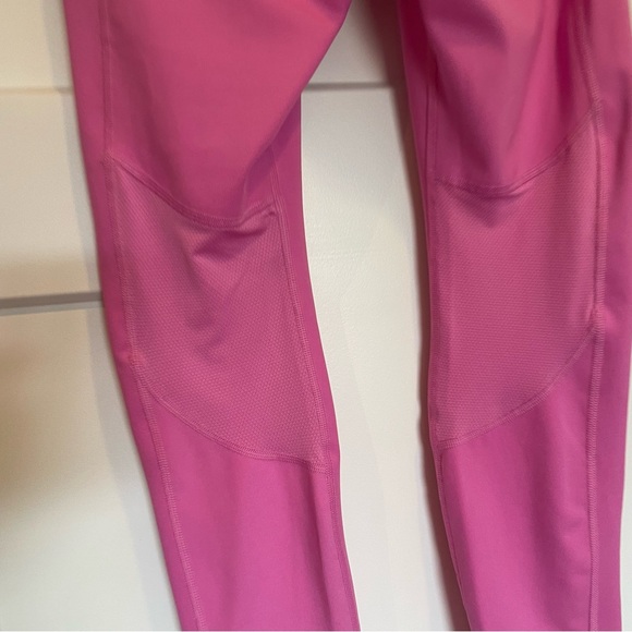 Nike- SZ S Dri-Fit Pink Leggings Pockets mesh Detailing - Picture 3 of 6